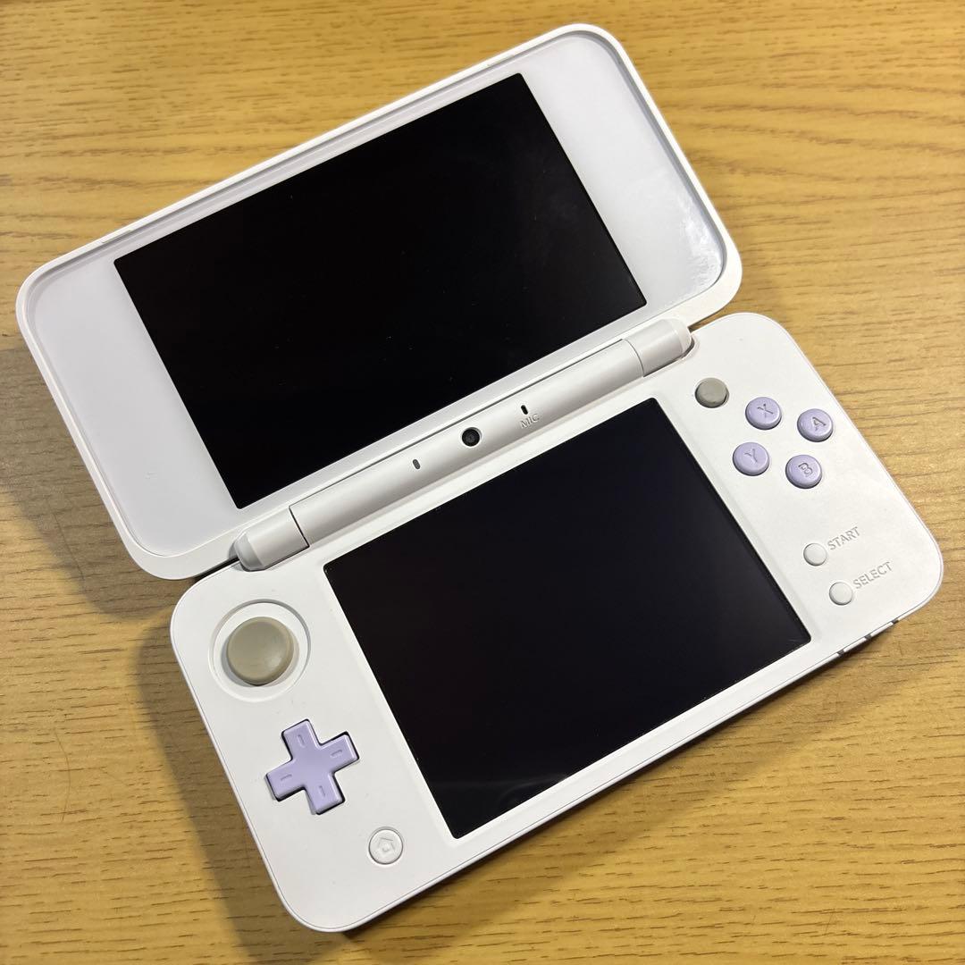 【美品】newニンテンドー2DSLLホワイトラベンダー 【美品】newニンテンドー2DSLLホワイトラベンダー