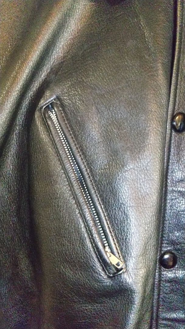 New Paris レザージャケット XL 黒 ウエスト絞り ベルト付き New Paris レザージャケット XL 黒 ウエスト絞り ベルト付き