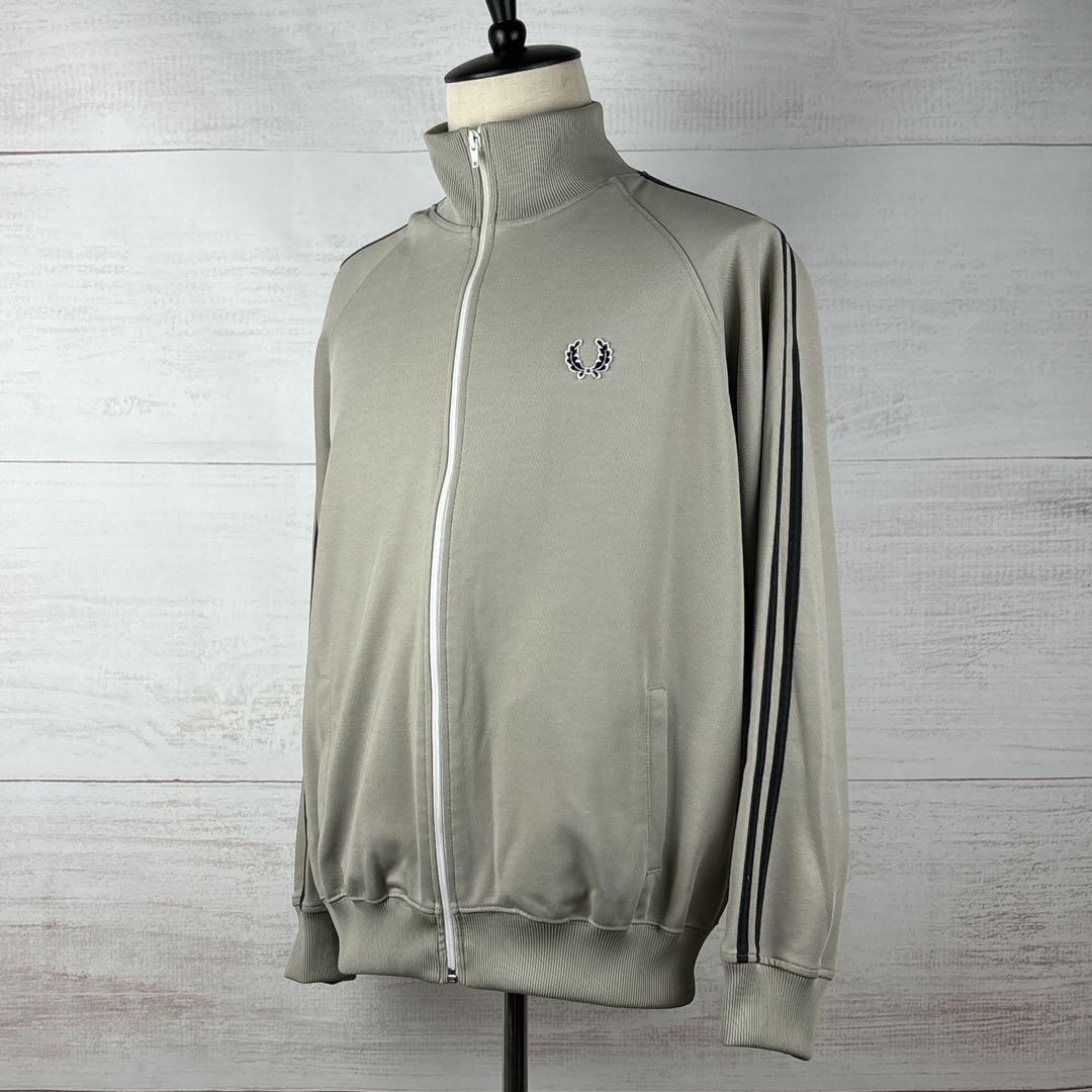 FRED PERRY フレッドペリー トラックジャケット ポルトガル製 L