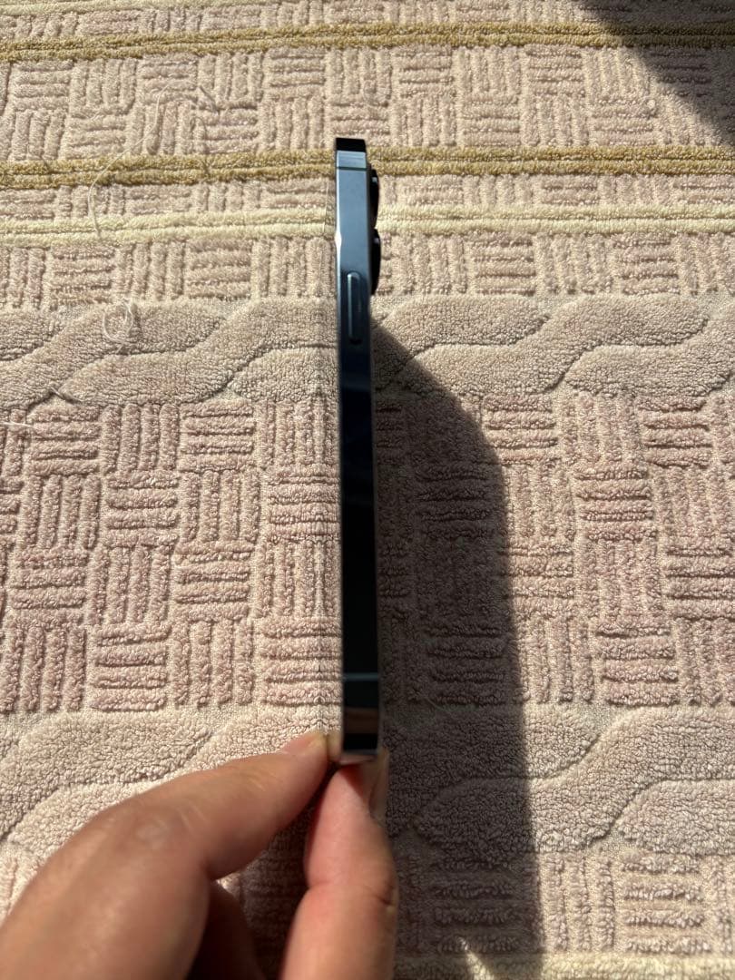 【香港版・箱あり・美品】iPhone13pro 256GB シエラブルー