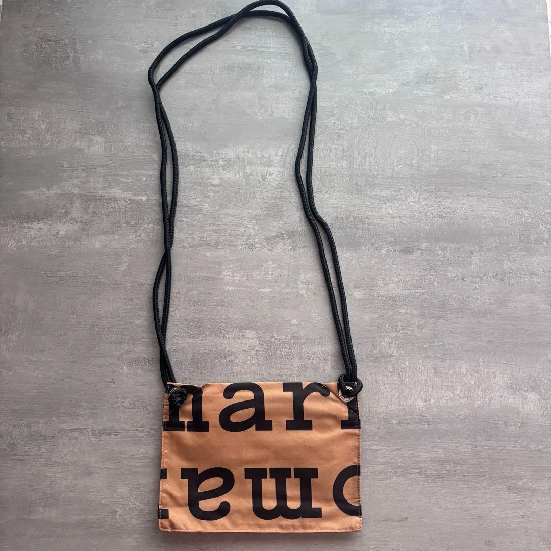 【新品】　マリメッコ　バッグ　ショルダーバッグ　ボディバッグ　サコッシュ　bag