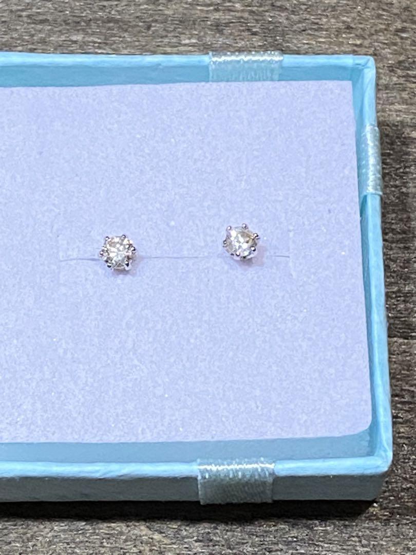 プラチナ900 3mmダイヤモンドのピアス