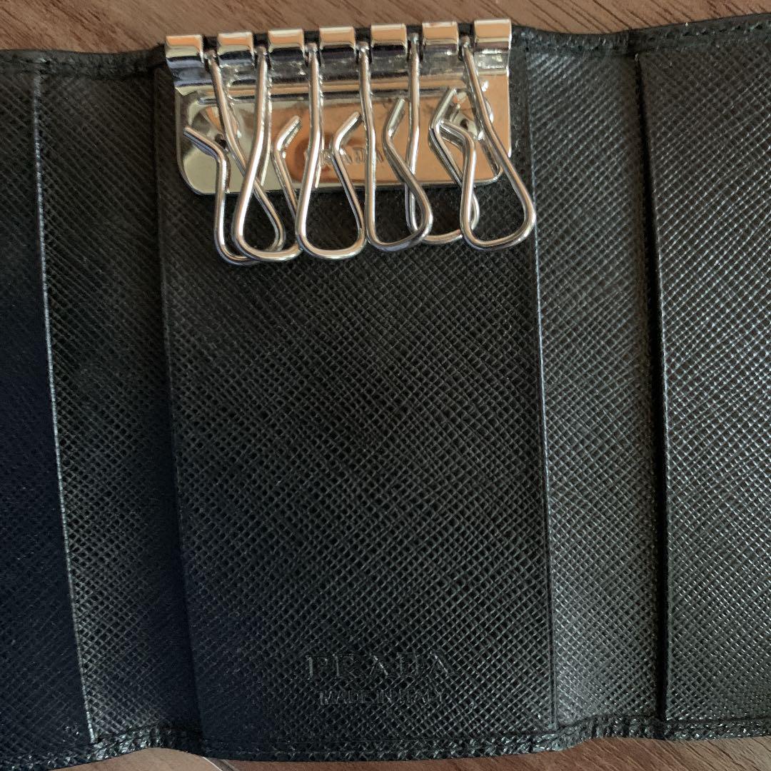 らくらくメ✤ PRADA 6連 NMQPI-m58692106441 キーケース らくらくメ