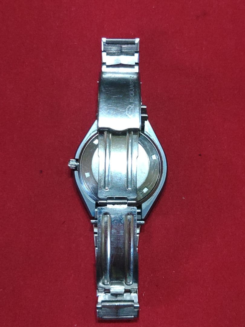 タイガーアイ文字盤