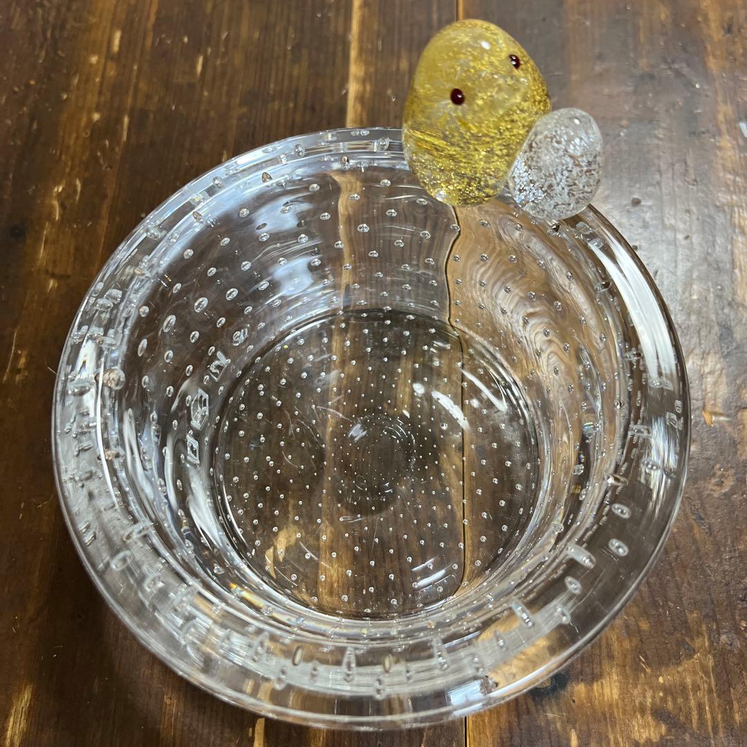 人気ガラス作家　津坂陽介　富山ガラス工房　鳥の入れ物　　金箔銀箔　吹きガラス 人気ガラス作家 津坂陽介 富山ガラス工房 鳥の入れ物 金箔銀箔