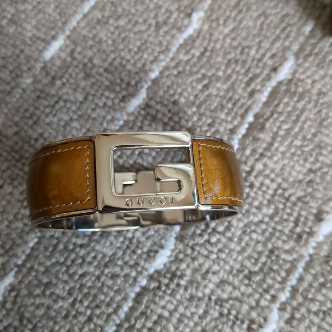 グッチ　GUCCI　バングル　ブラウンシルバー