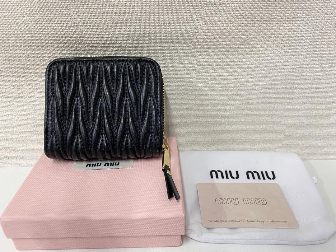 MIU MIU ミュウミュウ マテラッセ 二つ折り財布 ブラック ✨未使用