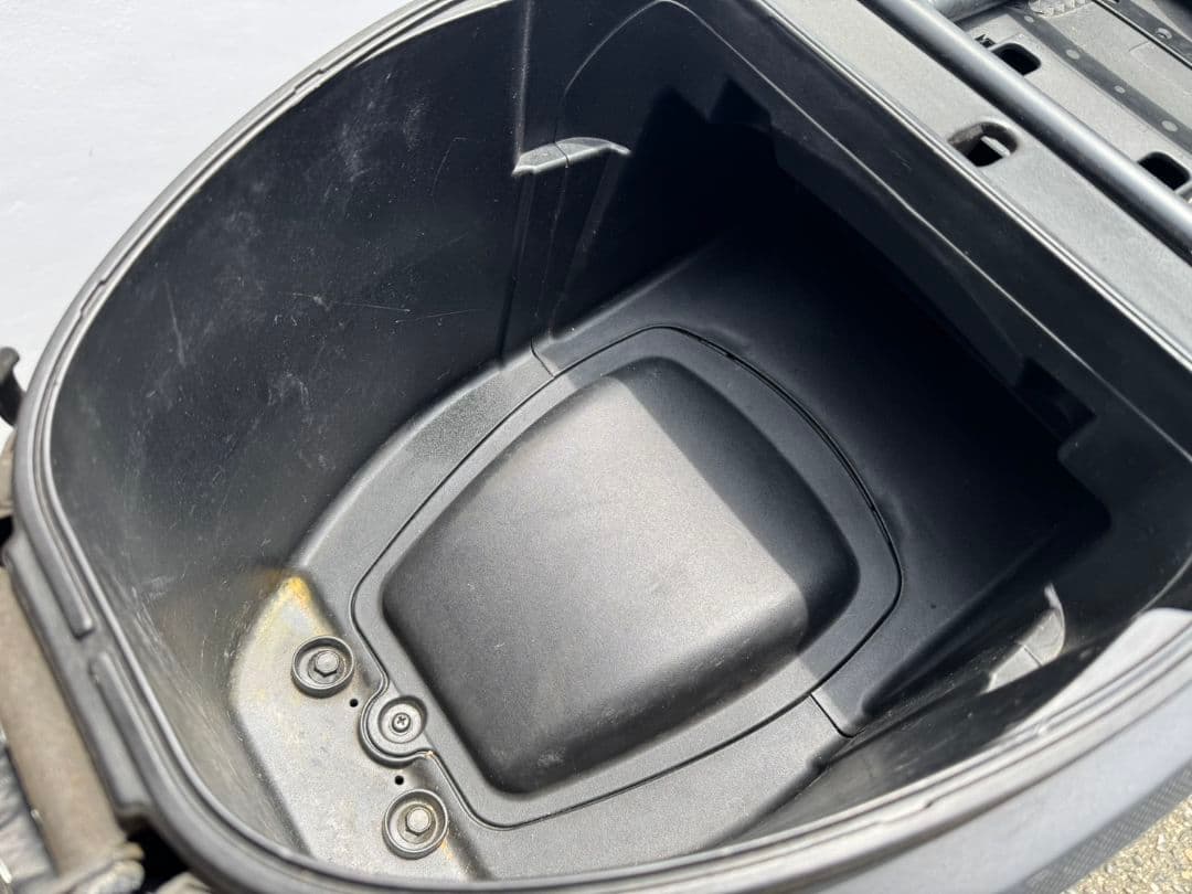 珍車 SYM Combiz125 USB スクリーン ナックルバイザー 珍車 SYM Combiz125 USB スクリーン ナックルバイザー