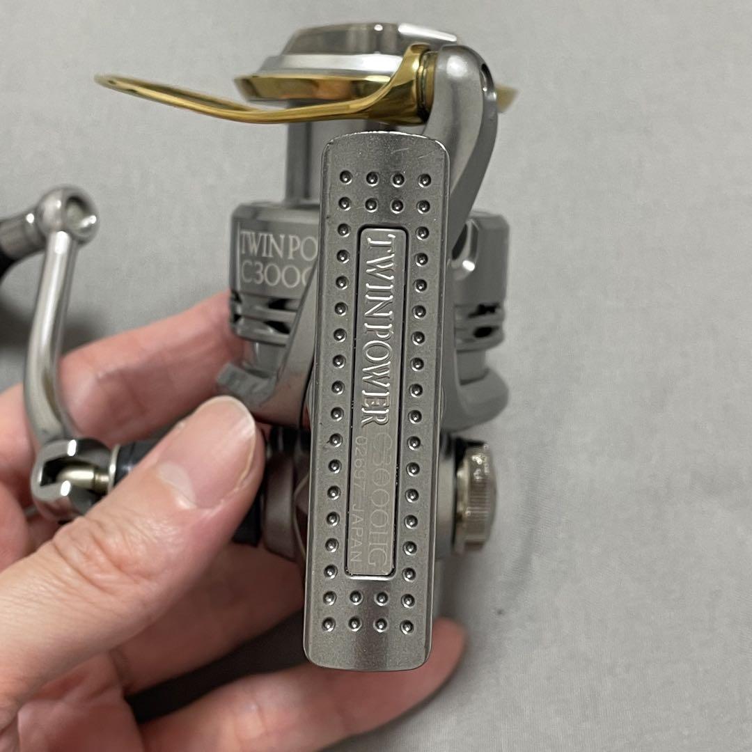 シマノ　Shimano TWIN POWER C3000HG スピニングリール