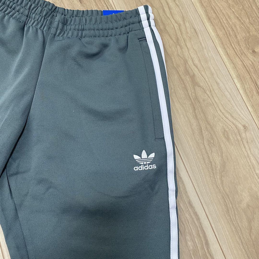 【新品】 adidas ジャージ　スーパースター　セットアップ