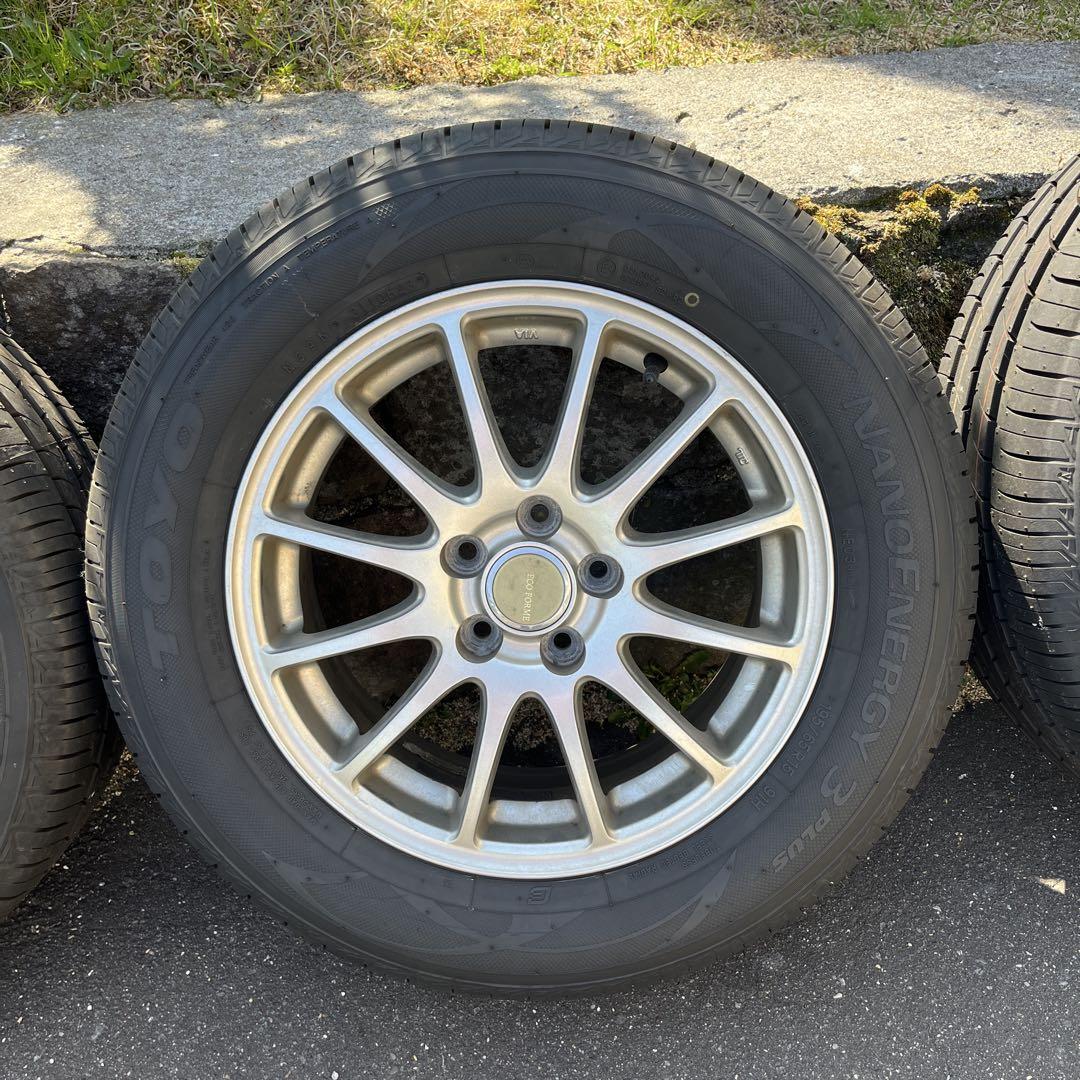 15インチ pcd100タイヤホイールセットToyo2023製造　プリウス等