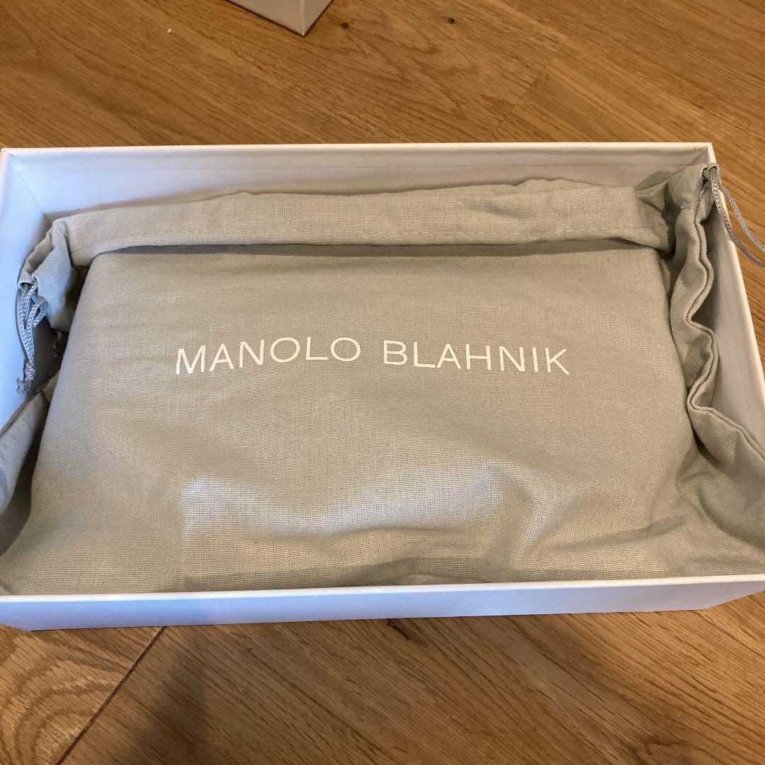 MANOLO BLAHNIK クラッチバッグ - メルカリ MANOLO BLAHNIK クラッチバッグ - メルカリ
