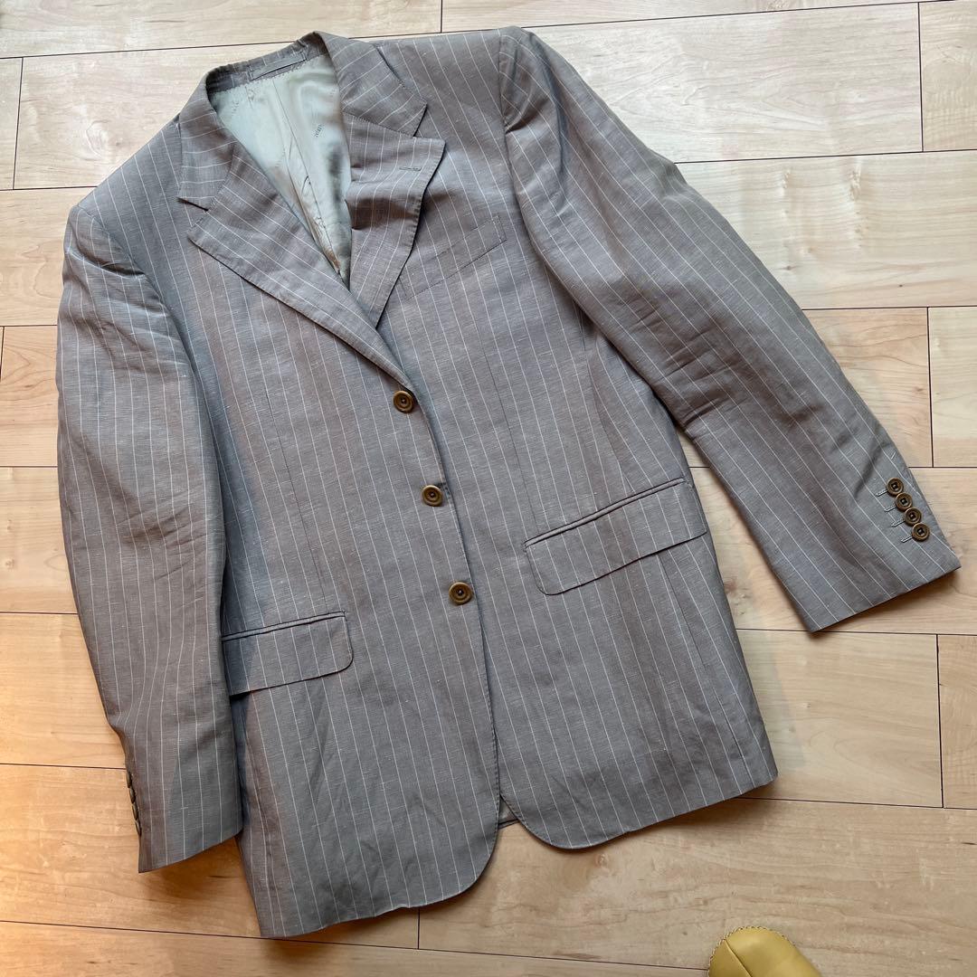 ベルサーチグレー ストライプ ビジネススーツ