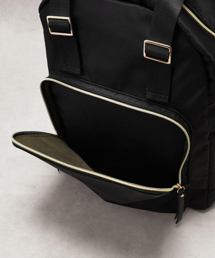 新品　LANVIN en Bleu　リュック　マルチポケットバッグパック 黒