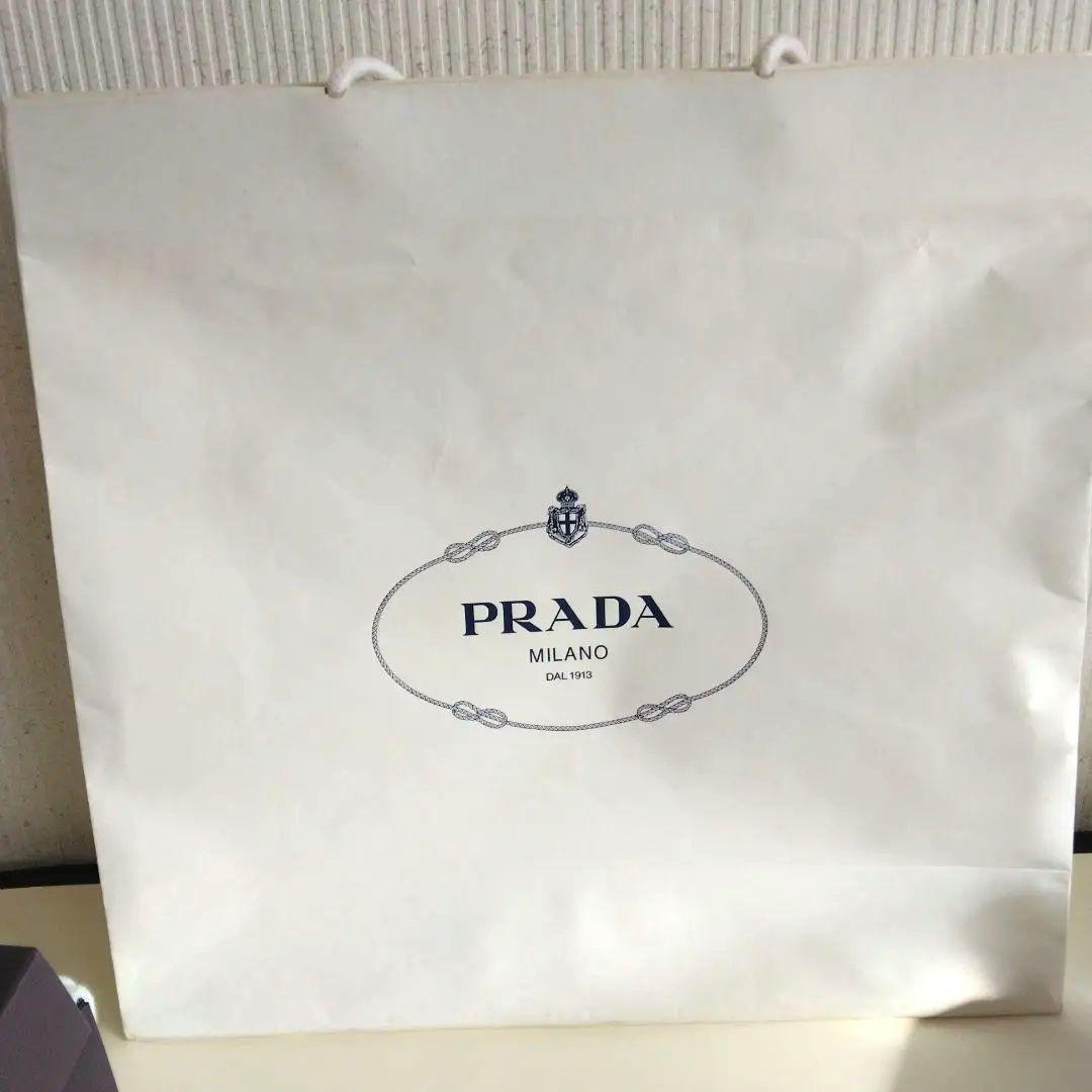 ◆PRADA◆　焦げ茶のハンドバッグ　箱、袋、ショップバッグ全部セット！