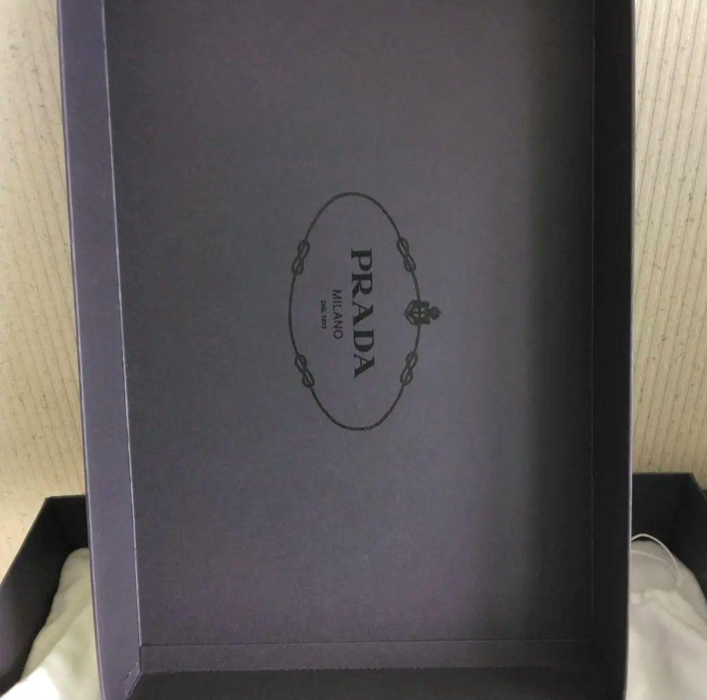 ◆PRADA◆　焦げ茶のハンドバッグ　箱、袋、ショップバッグ全部セット！
