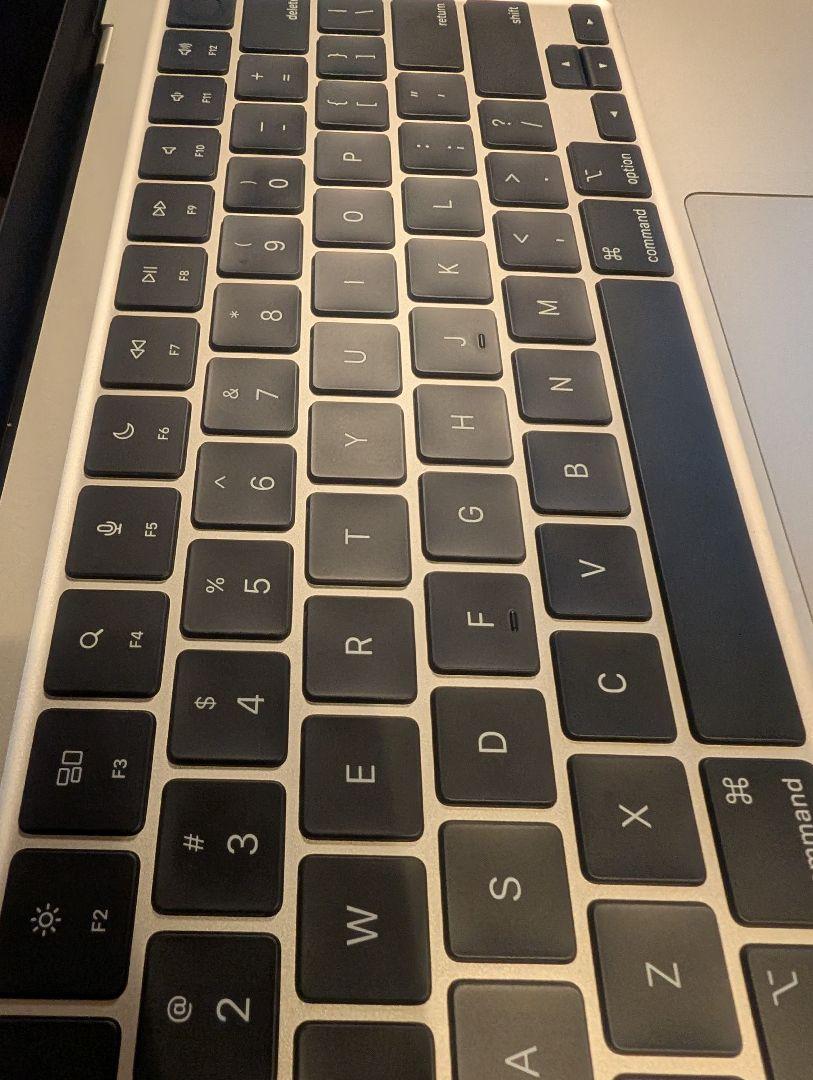 MacBook本体 Apple MacBook Air m2 16GB 1TB SSD