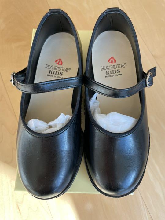 上品 専用 ハルタ 4817 リボンストラップシューズ 19センチ 美品 上品 専用 ハルタ 4817 リボンストラップシューズ 19センチ 美品
