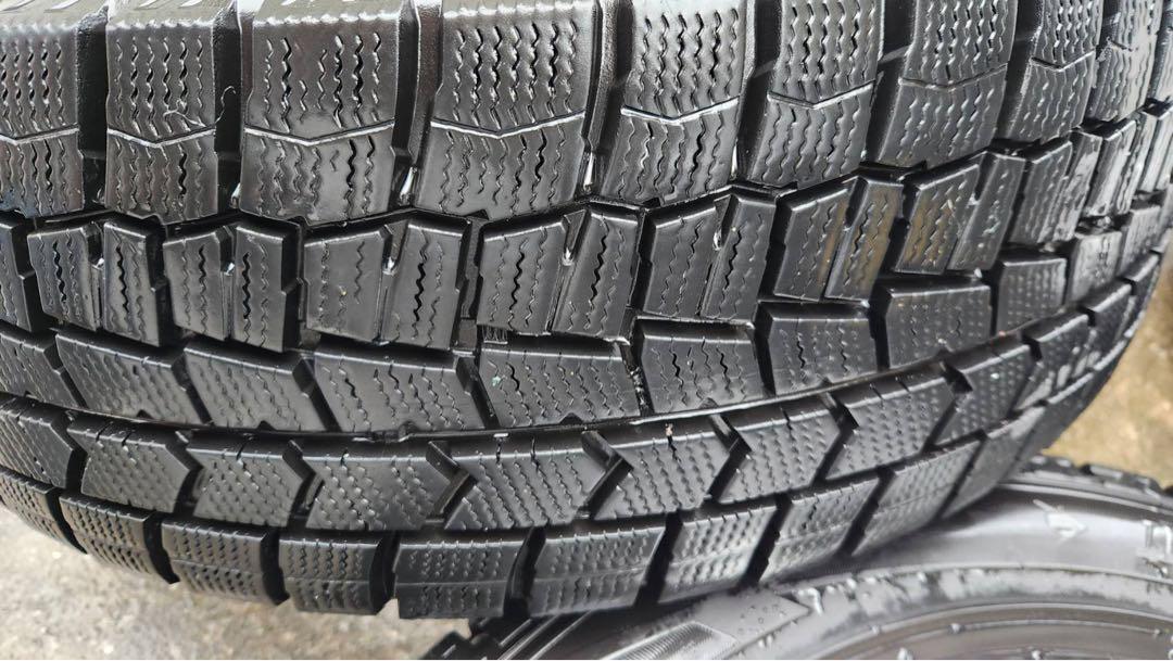 ダンロップ ウインターMAX スタッドレスタイヤ ホイル付205/60R16