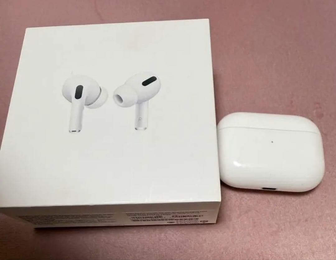 【美品】AirPodsPro2 ホワイト 充電ケース付き 【美品】AirPodsPro2 ホワイト 充電ケース付き