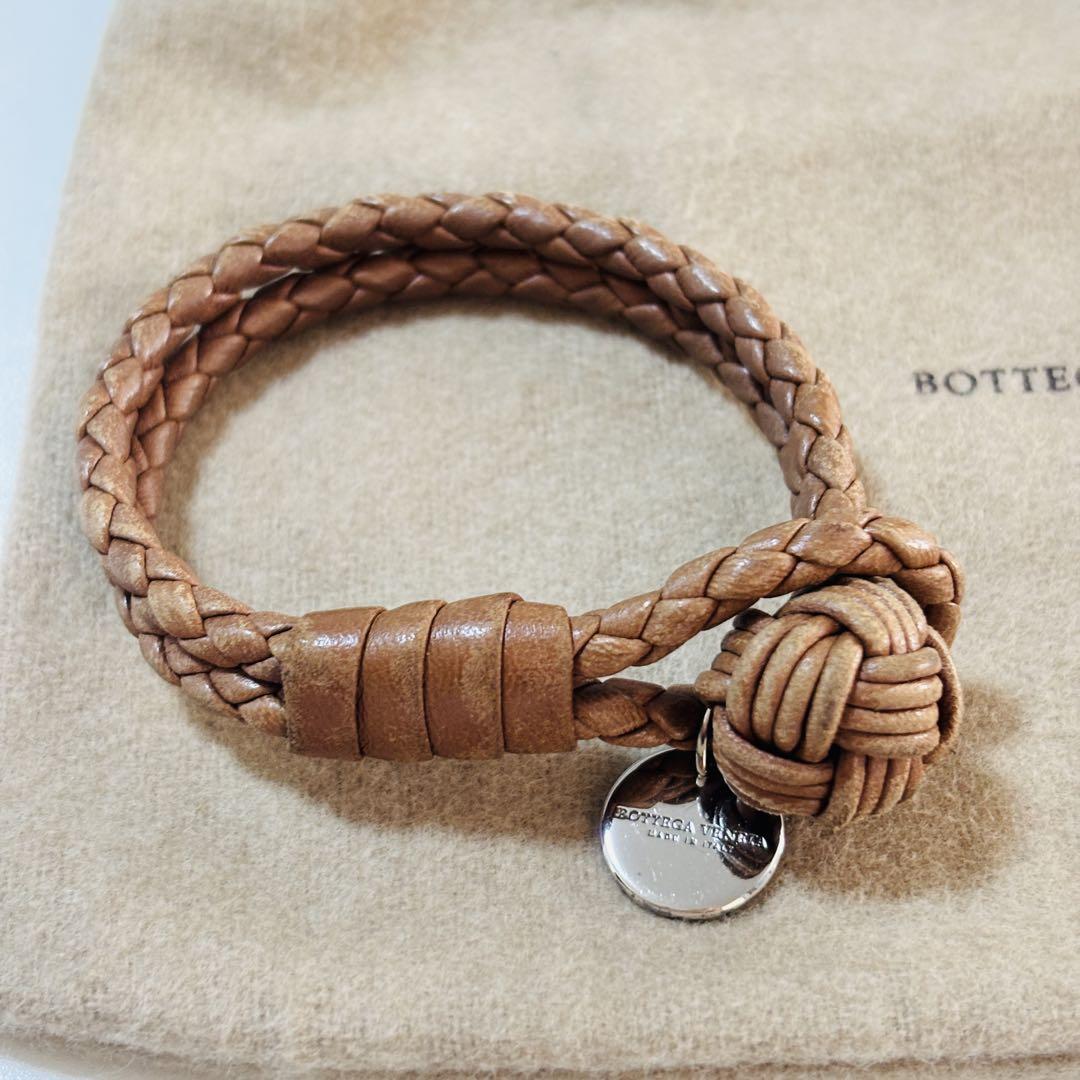Bottega Veneta レザー編み込みブレスレット - メルカリ