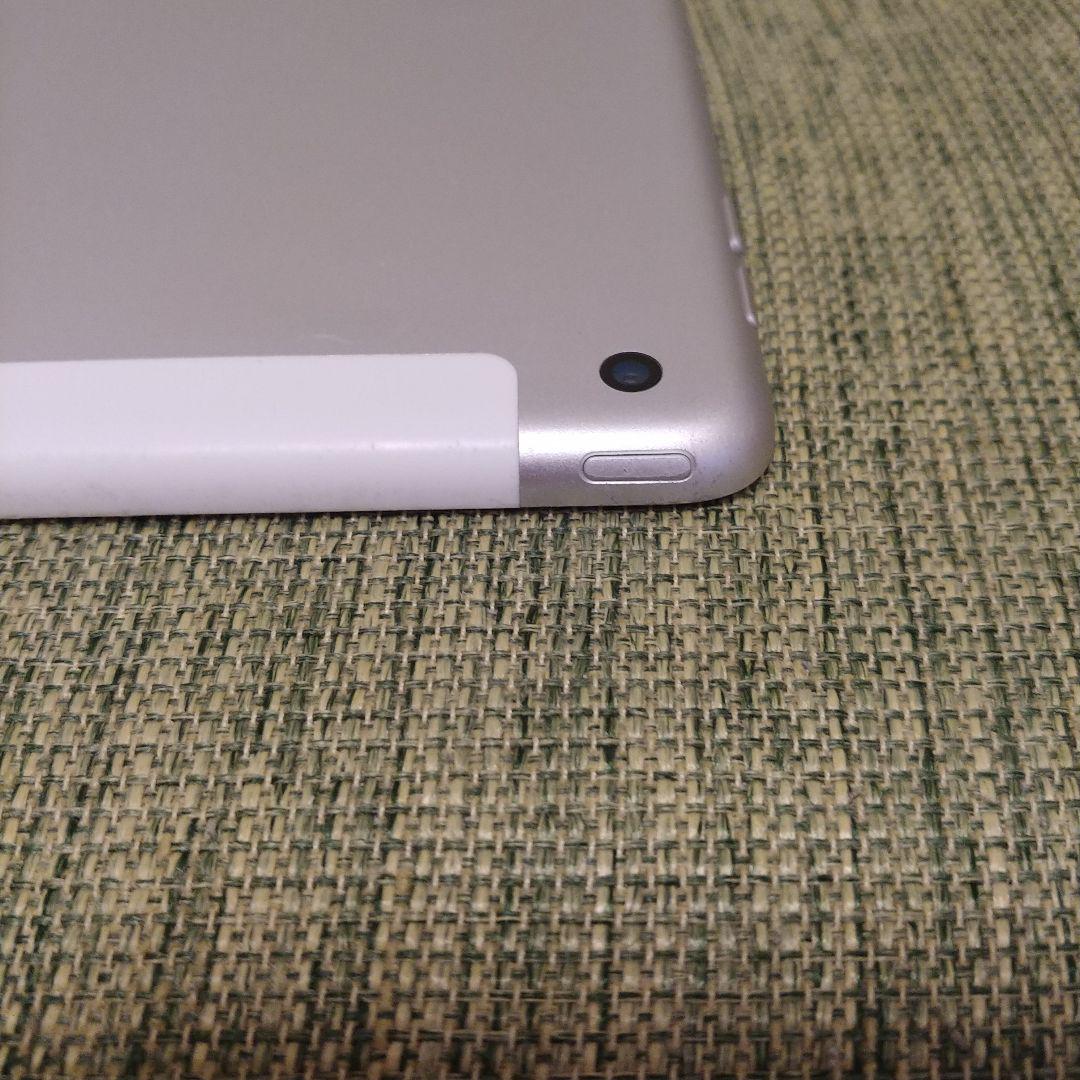 32GB セルラーモデル