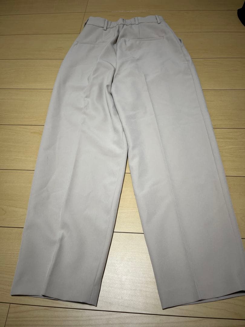 【emmi】新品✨ライトベージュ ワイドパンツ