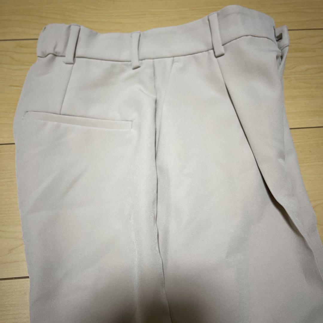 【emmi】新品✨ライトベージュ ワイドパンツ