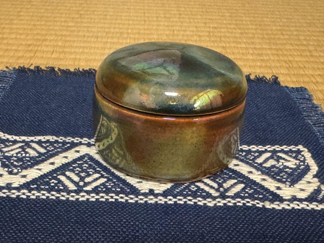 母のお茶道具の仲間たち　手作り玉蟲色丸型棗陶器製 ニュージーランド　径70x52