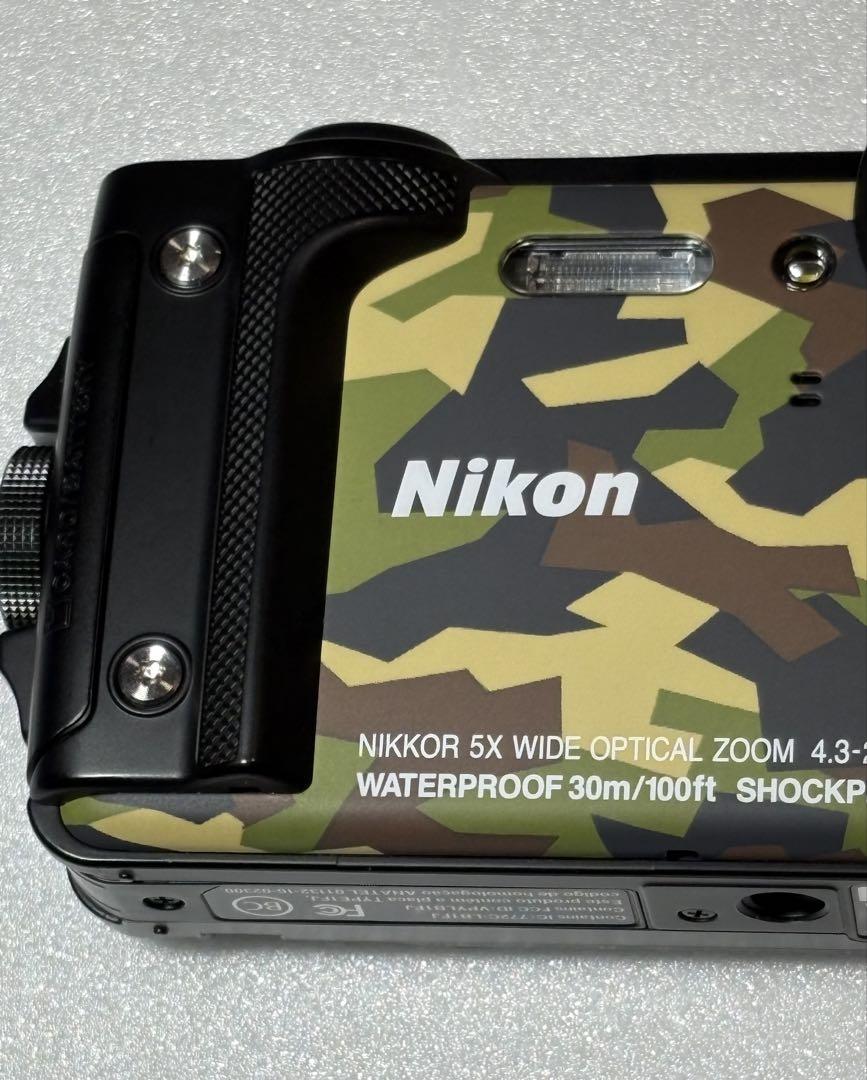 【美品】Nikon COOLPIX W300　カモフラ　防水 デジタルカメラ