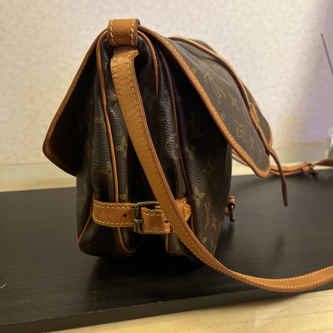 Louis Vuitton ショルダーバッグ ブラウン - メルカリ