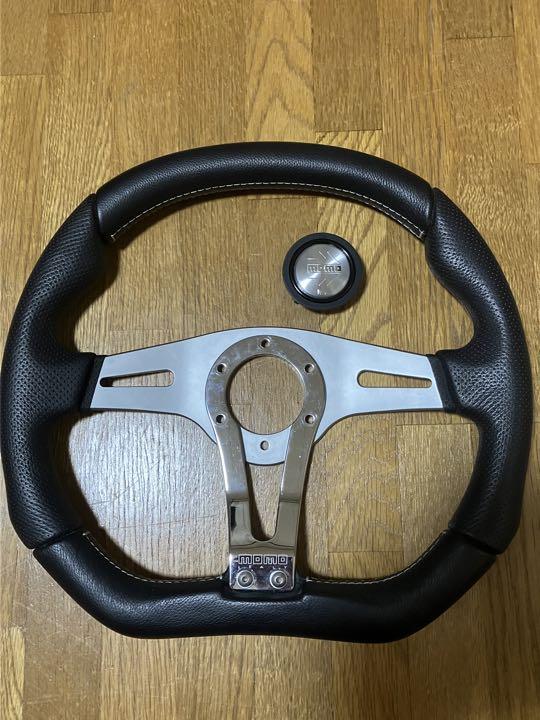 momo trek R ステアリング  35φ ボス付き