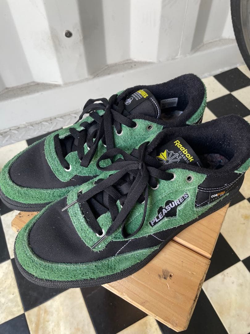 Reebok Pleasures スニーカー グリーン/ブラック
