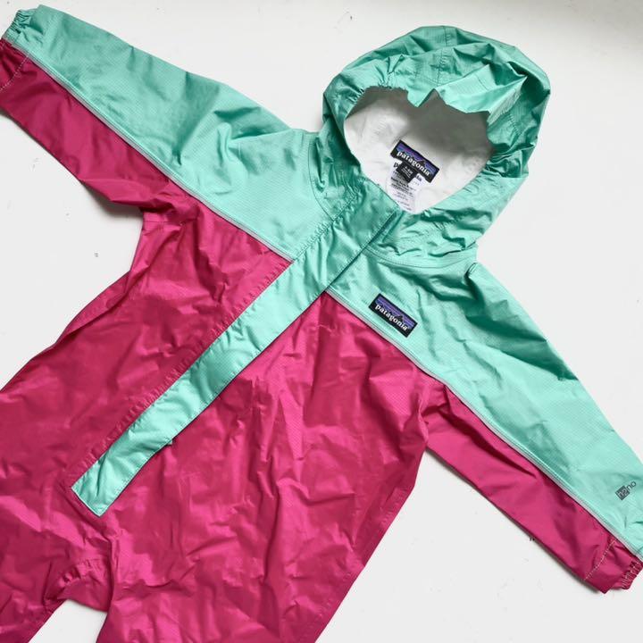 Patagoniaパタゴニア ベビートレントシェルワンピース レインウェア 70 メルカリ Patagoniaパタゴニア ベビートレントシェルワンピース レインウェア 70 メルカリ