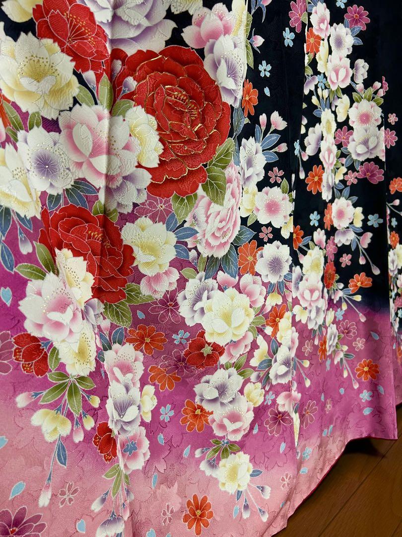 新品仕立て品☆身丈161cm振袖 黒とピンクの花柄 - メルカリ