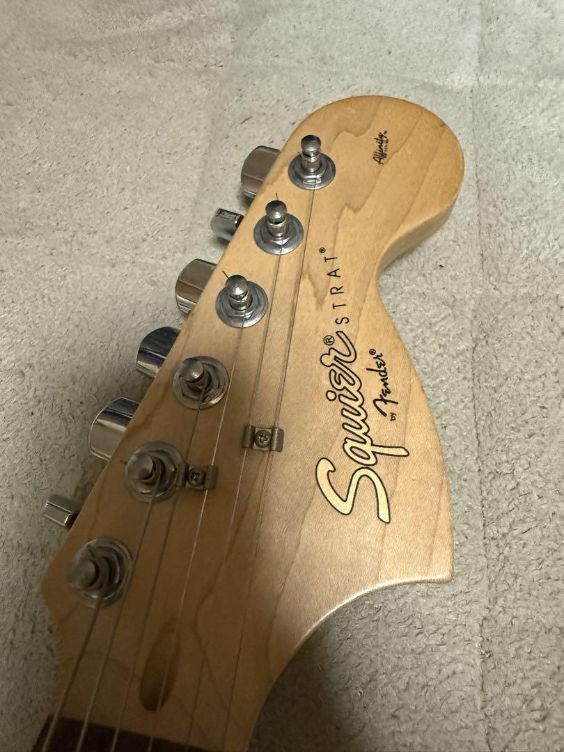 Squier Stratocaster サンバースト ギター ギター