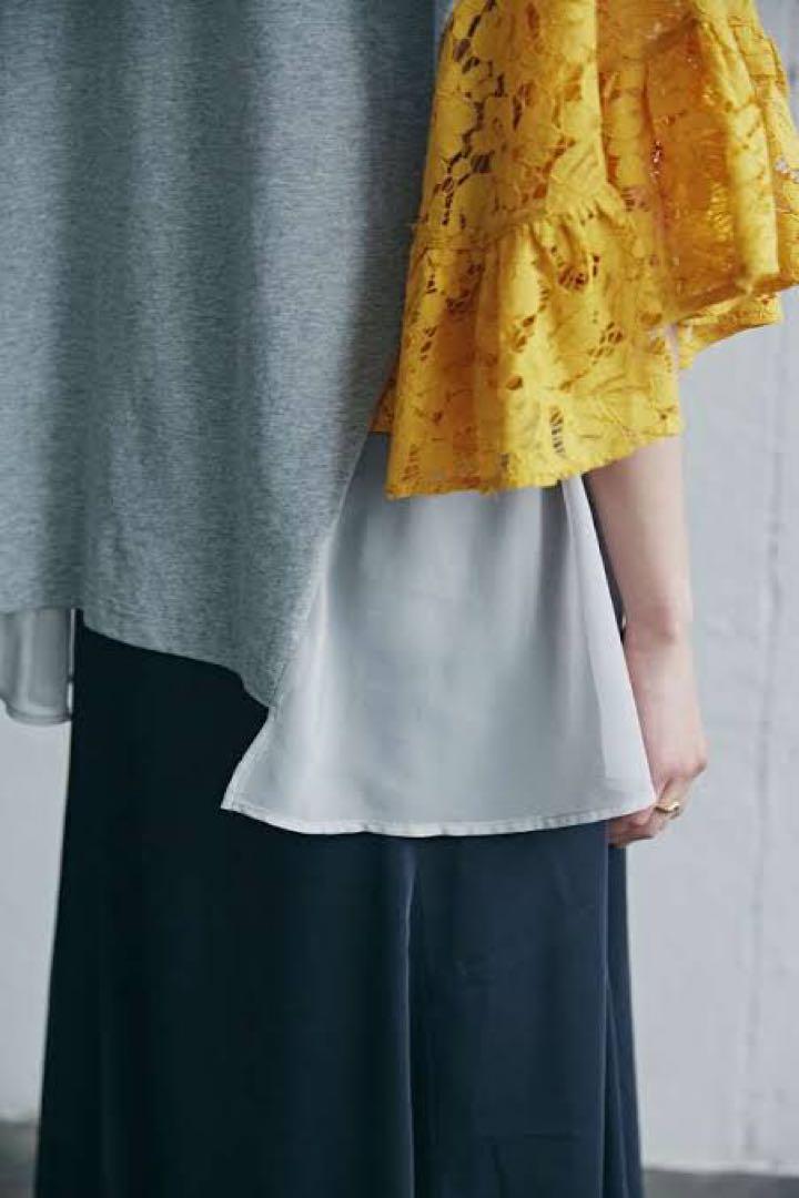 美品】 ROSE BUD×OKIRAKU レースラッフルスリーブTシャツ