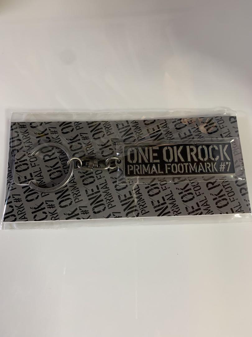 新品 未開封ONE OK ROCK リストウォッチとキーホルダー ワンオク