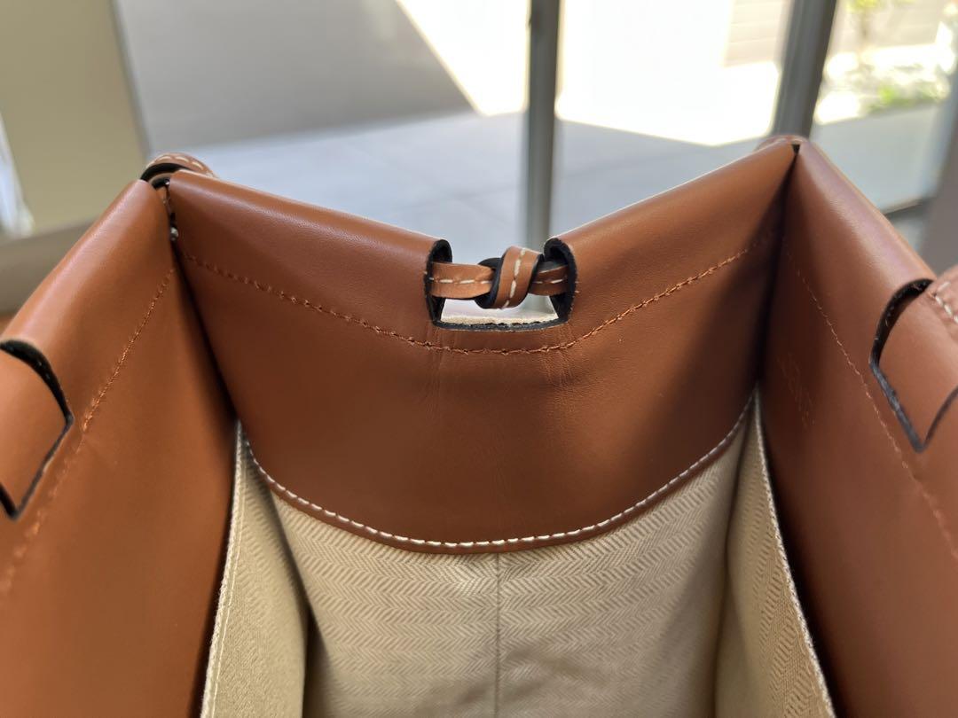 ロエベ　クッショントートバッグ　ラージ LOEWE