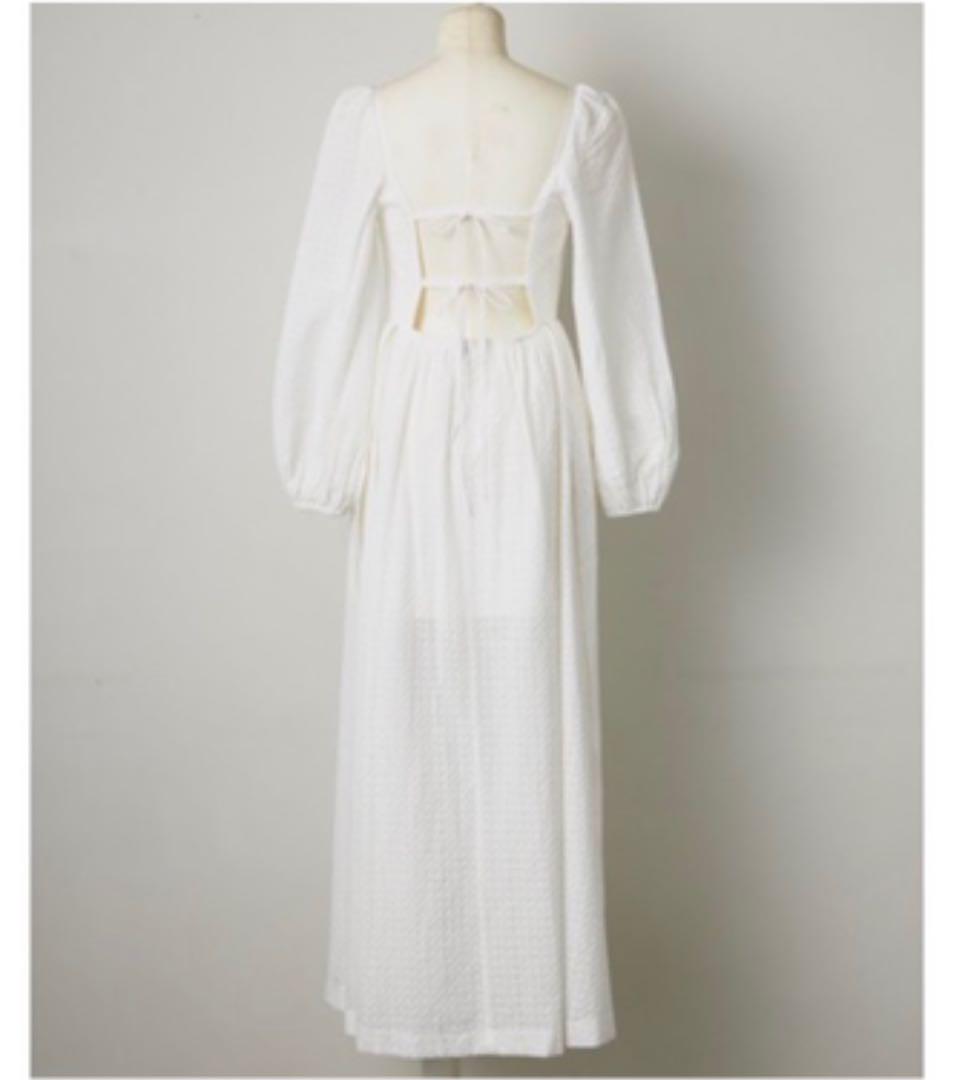 【レアアイテム】Eyelet Lace Balloon Sleeve Dress