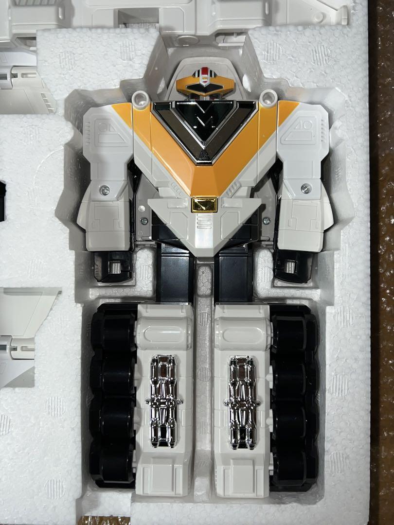 新品　未使用　電撃変形　DX メガウインガー　電磁戦隊　メガレンジャー