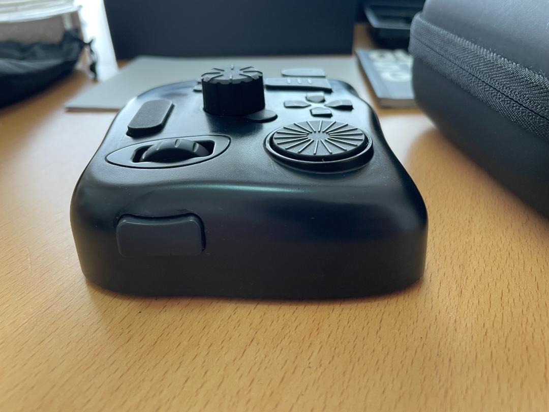 NEO同梱物一式＋ケース付き