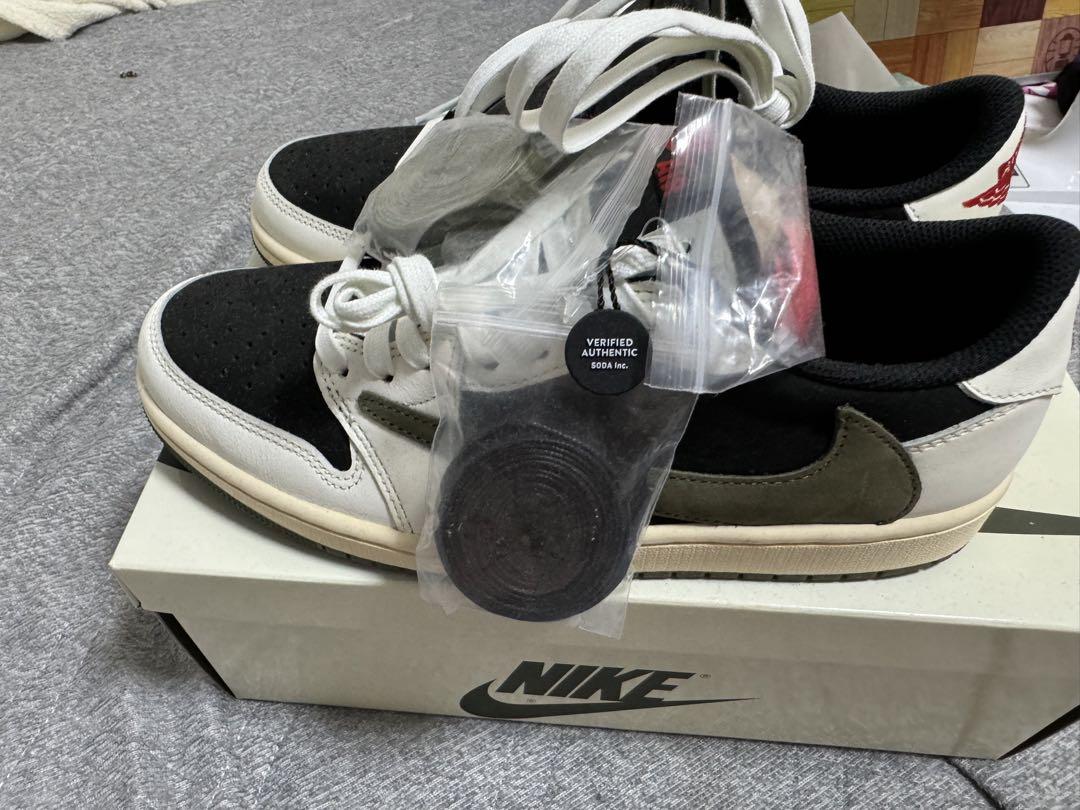 travis Scottオリーブ確実正規品