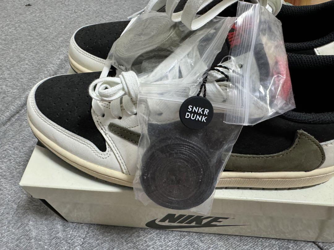 travis Scottオリーブ確実正規品