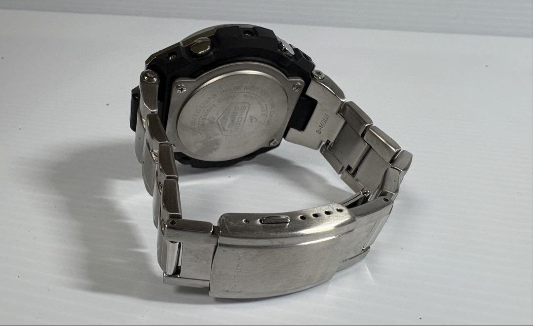 箱付・美品です❗️CASIO・ G-SHOCK・GSTーW110D・電波ソーラー