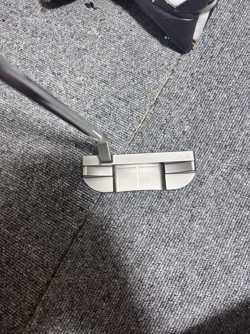 Bettinardi BB37 パター