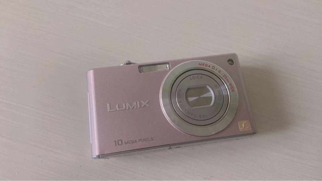 LUMIX デジタルカメラ　ピンク　DMC-FX35 Panasonic