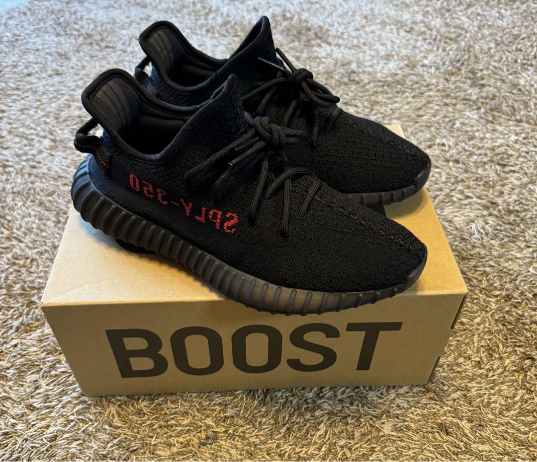 Yeezy Boost 350 V2 ブラック　レッド