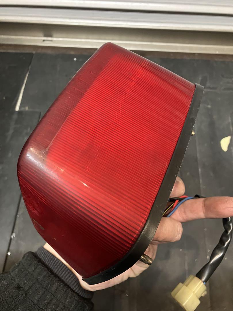 ゼファー400純正テールランプ