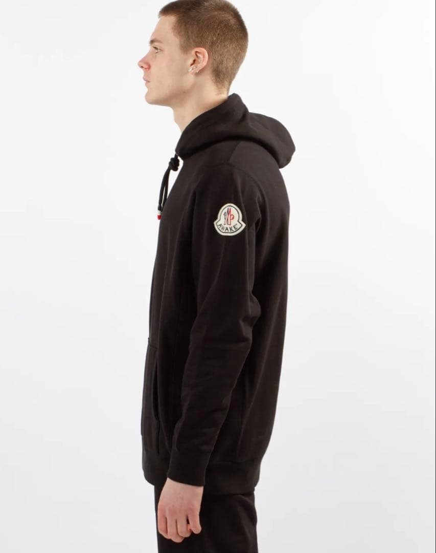 MONCLER AWAKE ブラックスウェット セットアップ MONCLER AWAKE ブラックスウェット セットアップ